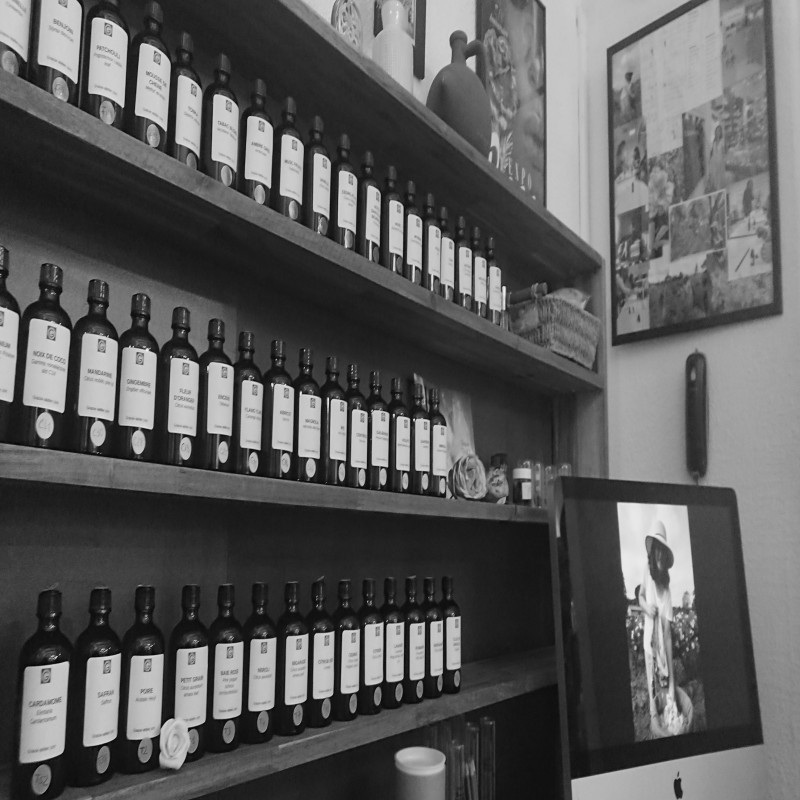 Atelier de création de parfum avec Carole Poinsot au Grasse-Atelier