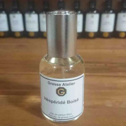 SPERIDATO LEGNOSO – Profumo di Nicchia Aromatico Cuoio Unisex | Grasse