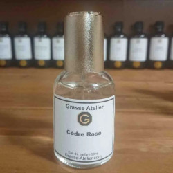 ZEDER ROSE – Holzig Blumiges Unisex Nischenparfum | Grasse