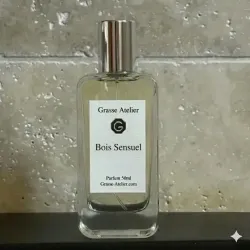 Bois Sensuel — Perfume de Grasse Alta Concentración (20%) — Larga Duración — 50ml