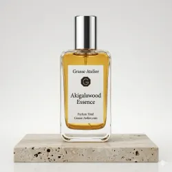 Akigalawood Essence — Parfüm aus Grasse Hohe Konzentration (20%) — Langanhaltend — 50ml